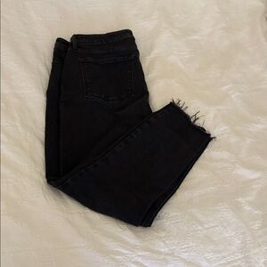 FLASH SALE | LEAVING THIS WEEK! 
Old Navy Charcoal High-Rise Skinny Jeans